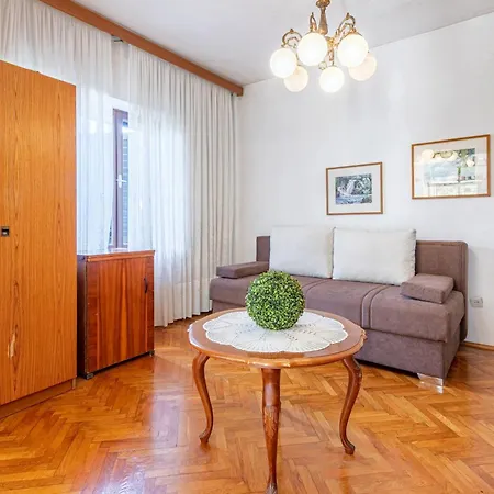 Apartamento By The Sea Sumartin, Brac - 758 *